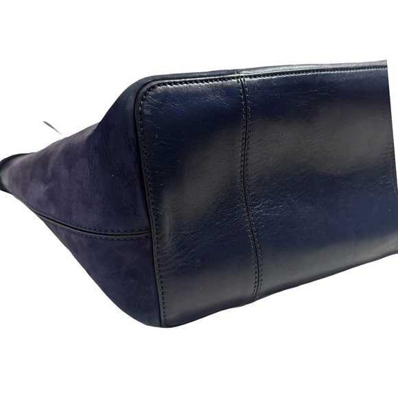 Tory Burch Block T Tote - Picture 8 of 17